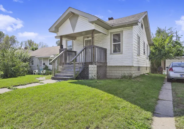Photo 3 of Single family home for sale at 1338 Wright St, Gary, IN 46404 | MLS# 846532 | Listing updated on 2026-10-08