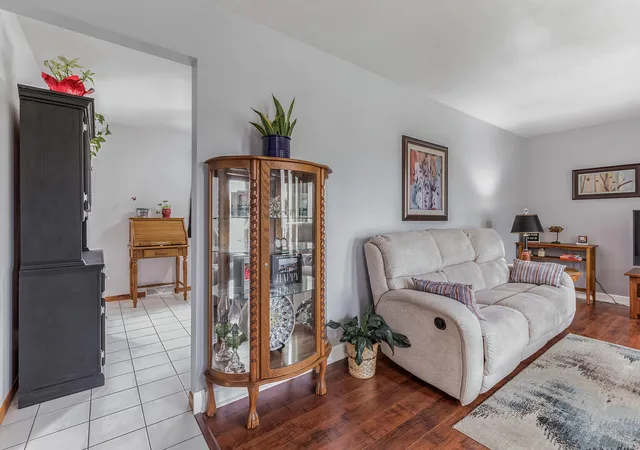 Photo 3 of Single family home for sale at 2629 Tulip Tree Ln, Dyer, IN 46311 | MLS# 846589 | Listing updated on 2026-10-09