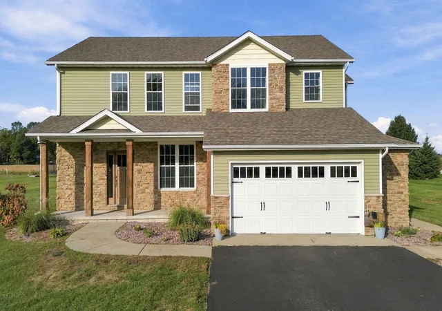 Single family home for sale at 11126 N 1000 West, De Motte, IN 46310 | MLS# 846732