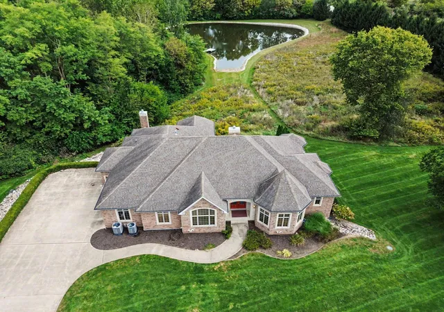 Photo 1 of Single family home for sale at 3496 S Old State Rd 15, Warsaw, IN 46580 | MLS# 846570 | Listing updated on 2026-10-09
