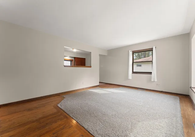 Photo 2 of Single family home for sale at 6679 Pennsylvania St, Merrillville, IN 46410 | MLS# 846672 | Listing updated on 2026-10-10