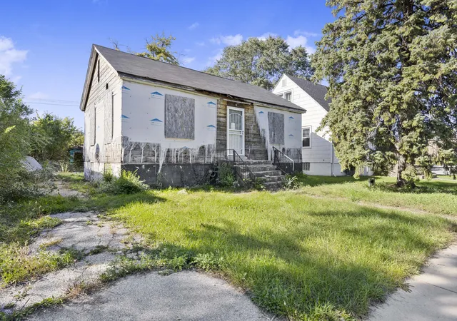 Photo 1 of Single family home for sale at 322 Clark Rd, Gary, IN 46406 | MLS# 846573 | Listing updated on 2026-10-09