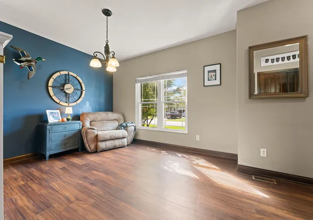 Photo 3 of Single family home for sale at 133 N Summerfield Dr, Valparaiso, IN 46385 | MLS# 846578 | Listing updated on 2026-10-09