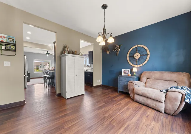 Photo 3 of Single family home for sale at 133 N Summerfield Dr, Valparaiso, IN 46385 | MLS# 846578 | Listing updated on 2026-10-09