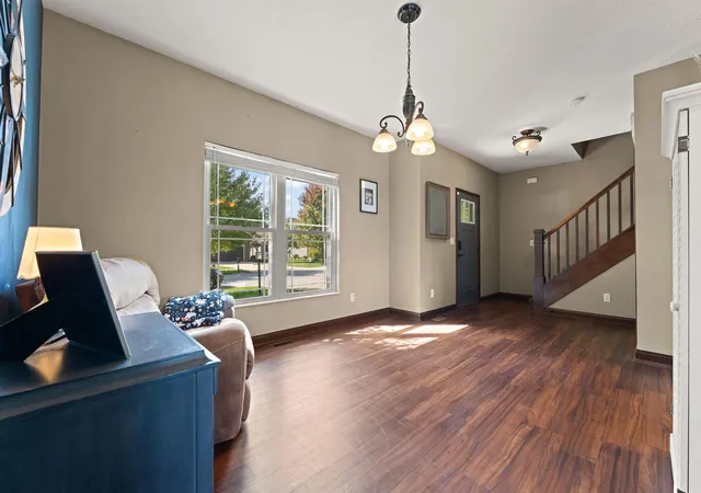 Photo 4 of Single family home for sale at 133 N Summerfield Dr, Valparaiso, IN 46385 | MLS# 846578 | Listing updated on 2026-10-09