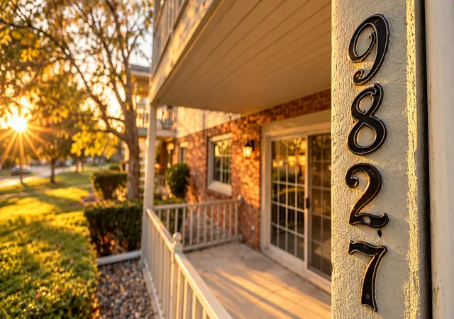 Photo 2 of Condo for sale at 9827 Parkway Dr, Highland, IN 46322 | MLS# 846576 | Listing updated on 2026-10-10