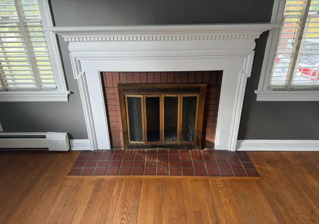 Photo 3 of Single family home for sale at 427 N Kelly St, Hobart, IN 46342 | MLS# 846657 | Listing updated on 2026-10-10