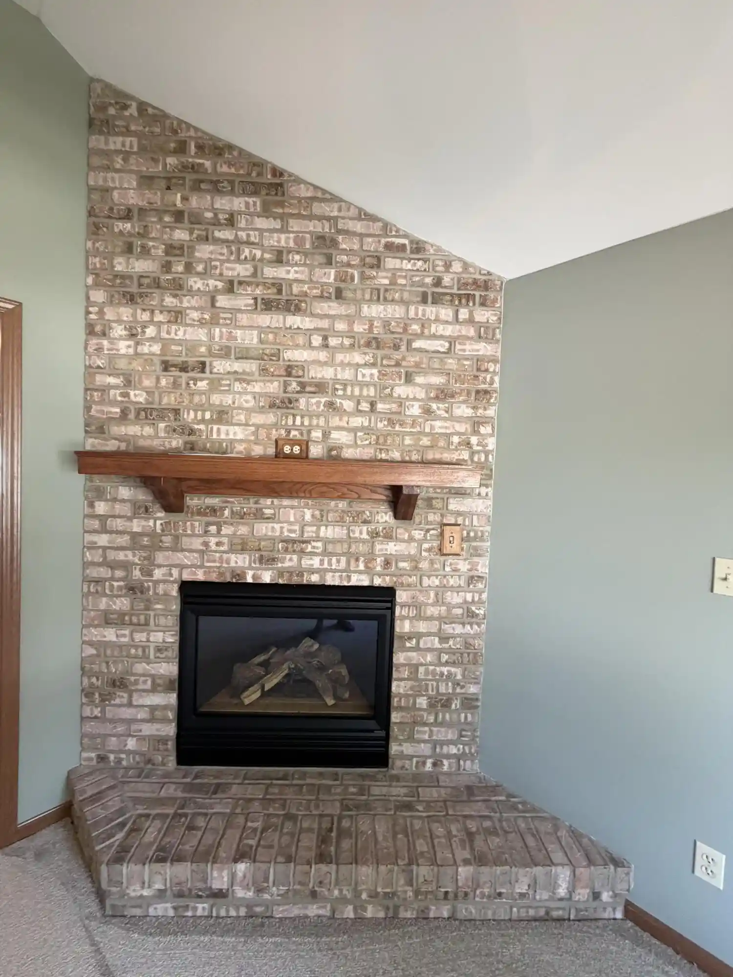Photo 4 of Condo for sale at 317 9th Circle SE, De Motte, IN 46310 | MLS# 846829 | Listing updated on 2026-10-24