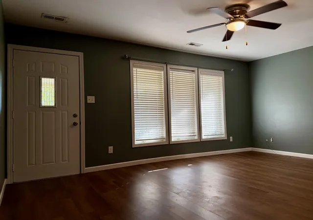 Photo 3 of Single family home for sale at 1311 E Washington St, Knox, IN 46534 | MLS# 846623 | Listing updated on 2026-10-09