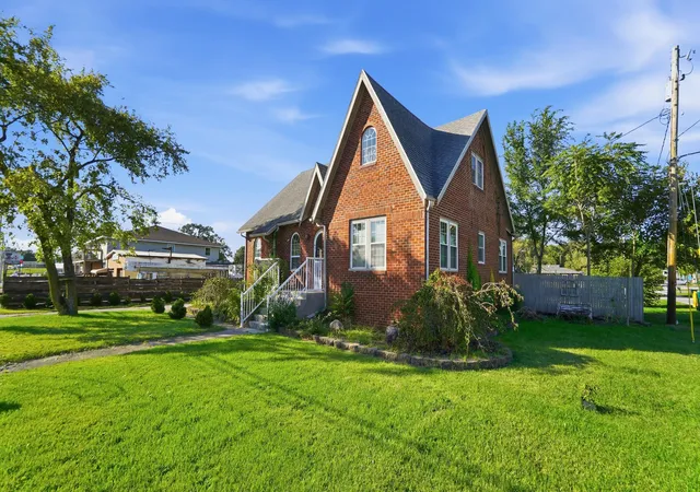 Photo 3 of Single family home for sale at 610 E Talmer Ave, North Judson, IN 46366 | MLS# 846646 | Listing updated on 2026-10-10