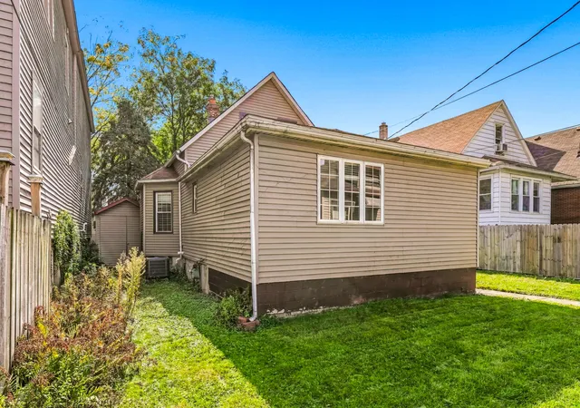 Photo 19 of Sale Pending at 1543 Fischrupp, Whiting, IN 46394 | MLS# 846662 | Listing updated on 2026-10-17