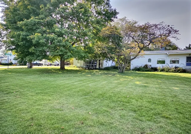 Photo 3 of Single family home for sale at 312 E Washington St, Kentland, IN 47951 | MLS# 846658 | Listing updated on 2026-10-10