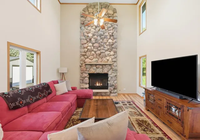 Photo 3 of Single family home for sale at 149 W 200 South, Valparaiso, IN 46385 | MLS# 847026 | Listing updated on 2026-10-24