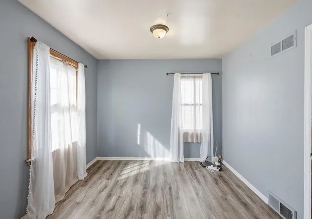 Photo 3 of Single family home for sale at 3047 E 165th Street, Hammond, IN 46323 | MLS# 847229 | Listing updated on 2026-10-22