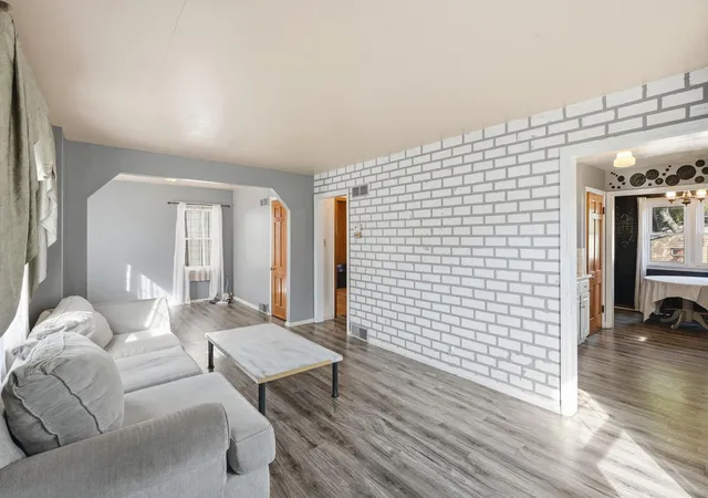 Photo 4 of Single family home for sale at 3047 E 165th Street, Hammond, IN 46323 | MLS# 847229 | Listing updated on 2026-10-22