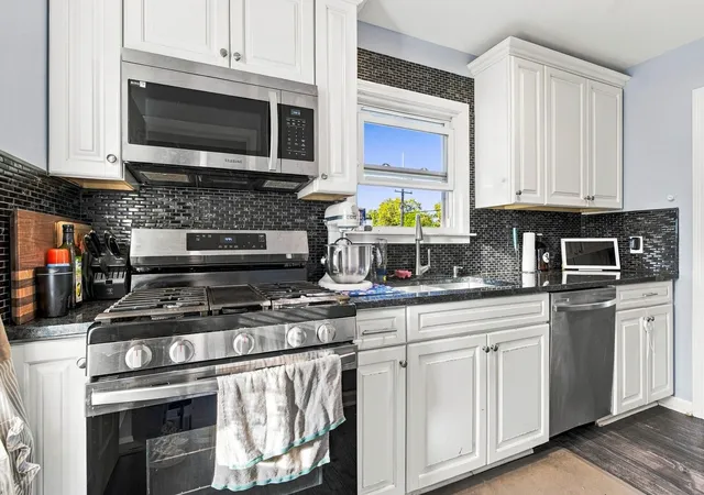 Photo 3 of Single family home for sale at 8232 Taft St, Merrillville, IN 46410 | MLS# 846651 | Listing updated on 2026-10-10