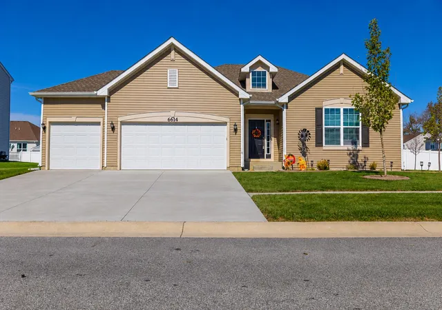 Photo 1 of Single family home for sale at 6614 Thoreau Dr, Portage, IN 46368 | MLS# 846668 | Listing updated on 2026-10-10