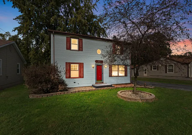 Photo 3 of Single family home for sale at 901 Mccord Rd, Valparaiso, IN 46383 | MLS# 846676 | Listing updated on 2026-10-10