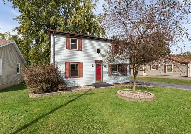 Photo 1 of Single family home for sale at 901 Mccord Rd, Valparaiso, IN 46383 | MLS# 846676 | Listing updated on 2026-10-10