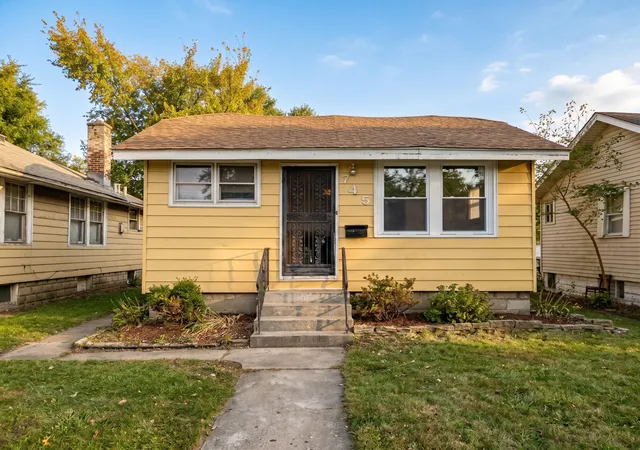 Single family home for sale at 745 Ohio St, Gary, IN 46402 | MLS# 846745