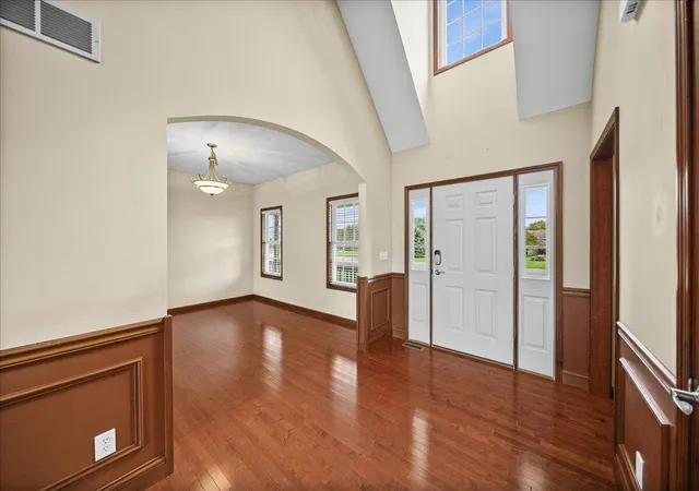 Photo 3 of Single family home for sale at 104 Matt Ridge, Valparaiso, IN 46383 | MLS# 846869 | Listing updated on 2026-10-15
