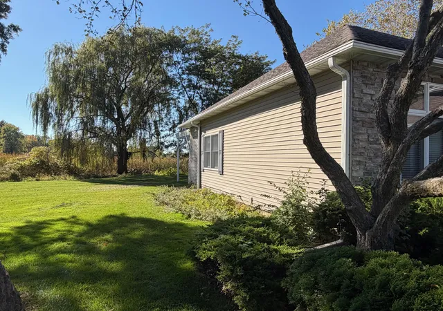 Photo 2 of Sale Pending at 202 Kraus Dr, Valparaiso, IN 46383 | MLS# 846700 | Listing updated on 2026-10-24