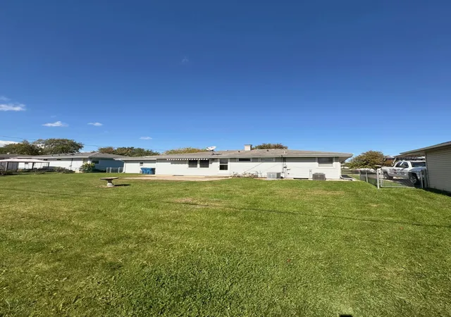 Photo 1 of Sale Pending at 3020 98th Place W, Highland, IN 46322 | MLS# 846786 | Listing updated on 2026-10-15