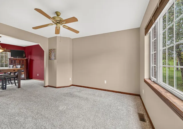 Photo 4 of Single family home for sale at 649 Yellowstone Dr, Hebron, IN 46341 | MLS# 846727 | Listing updated on 2026-10-13