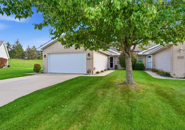 Photo 2 of Multi family home for sale at 1233 W 82nd Lane, Merrillville, IN 46410 | MLS# 846817 | Listing updated on 2026-10-22