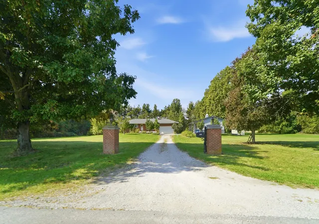 Photo 3 of Single family home for sale at 356 S 650 East, Valparaiso, IN 46383 | MLS# 846802 | Listing updated on 2026-10-29