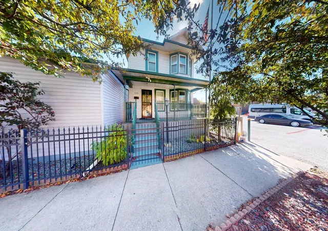 Photo 1 of Single family home for sale at 1015 W 148th Street, East Chicago, IN 46312 | MLS# 846743 | Listing updated on 2026-10-20
