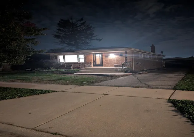 Photo 1 of Sale Pending at 6642 Nevada Ave, Hammond, IN 46323 | MLS# 846772 | Listing updated on 2026-10-16
