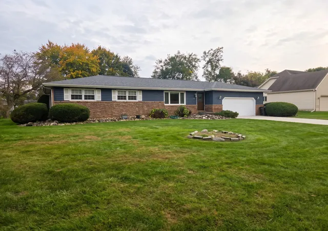 Single family home for sale at 314 Jodi Ln, Valparaiso, IN 46385 | MLS# 846989