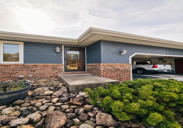 Photo 1 of Single family home for sale at 314 Jodi Ln, Valparaiso, IN 46385 | MLS# 846989 | Listing updated on 2026-10-27