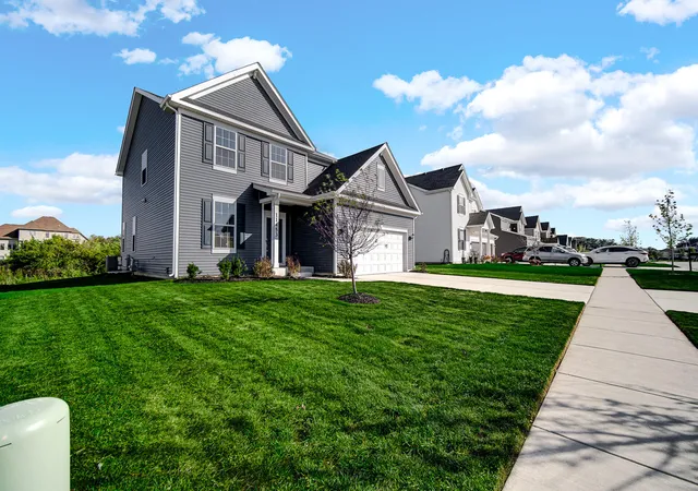 Photo 2 of Single family home for sale at 11453 Clyde Dr, Crown Point, IN 46307 | MLS# 846777 | Listing updated on 2026-10-13
