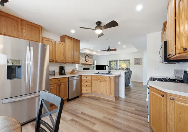 Photo 3 of Sale Pending at 920 Stillwater Pkwy, Crown Point, IN 46307 | MLS# 846848 | Listing updated on 2026-10-20