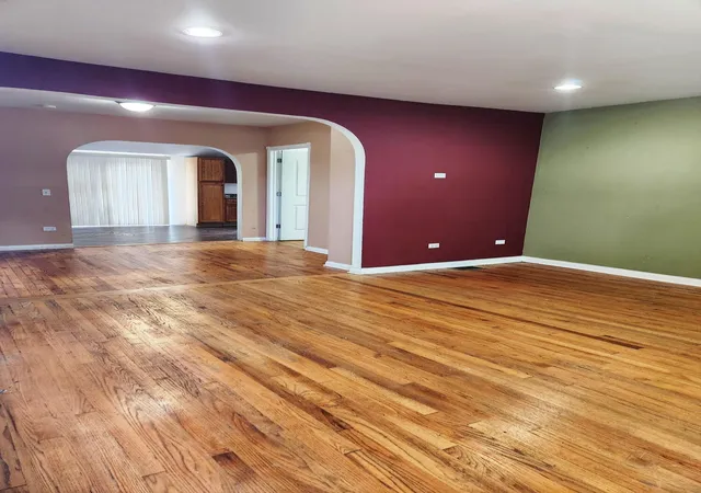 Photo 2 of Single family home for sale at 7001 Mississippi St, Merrillville, IN 46410 | MLS# 846830 | Listing updated on 2026-10-28