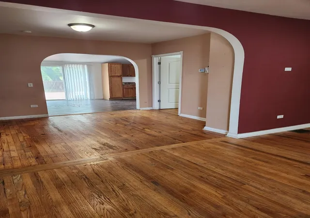 Photo 3 of Single family home for sale at 7001 Mississippi St, Merrillville, IN 46410 | MLS# 846830 | Listing updated on 2026-10-28