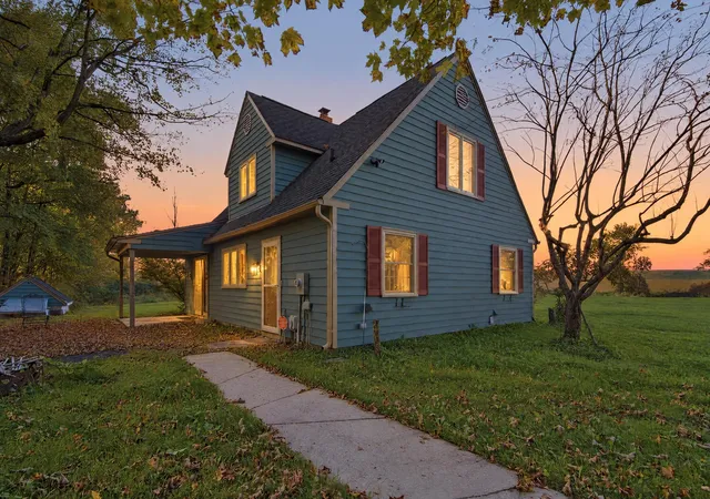 Photo 1 of Single family home for sale at 9522 N 650 East, New Carlisle, IN 46552 | MLS# 846785 | Listing updated on 2026-10-24