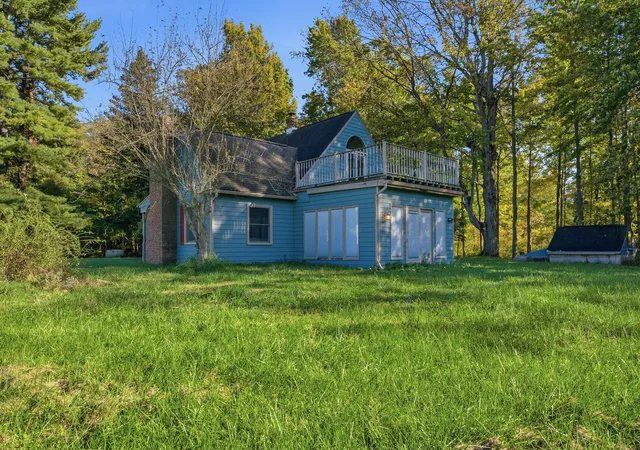 Photo 4 of Single family home for sale at 9522 N 650 East, New Carlisle, IN 46552 | MLS# 846785 | Listing updated on 2026-10-24