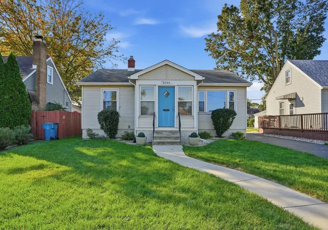 Single family home for sale at 3340 Highway Ave, Highland, IN 46322 | MLS# 847180