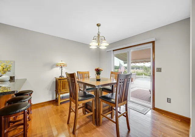 Photo 3 of Sale Pending at 9207 Morse Pl, Crown Point, IN 46307 | MLS# 846805 | Listing updated on 2026-10-15