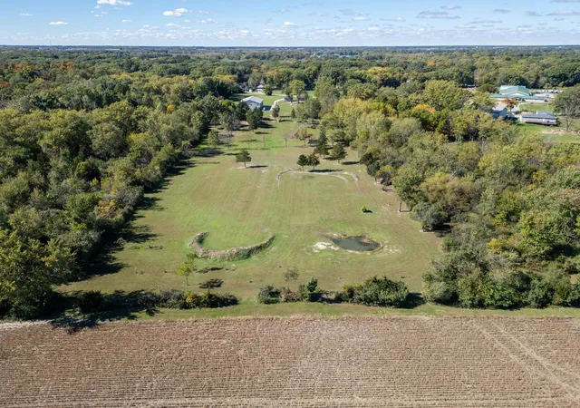 Photo 3 of Single family home for sale at 14615 Reeder Rd, Crown Point, IN 46307 | MLS# 847085 | Listing updated on 2026-10-20