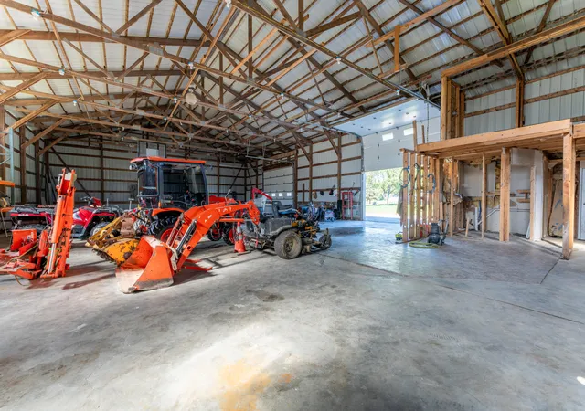 Photo 4 of Single family home for sale at 14615 Reeder Rd, Crown Point, IN 46307 | MLS# 847085 | Listing updated on 2026-10-20