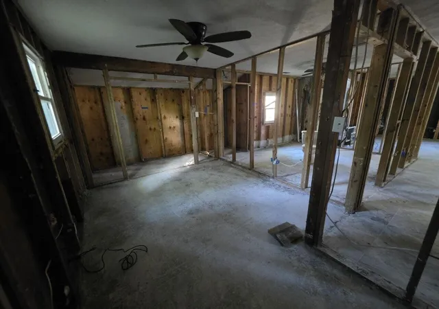 Photo 3 of Sale Pending at 1548 Haynes Ave, Indianapolis, IN 46240 | MLS# 846796 | Listing updated on 2026-10-19
