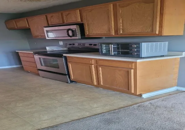 Photo 2 of Single family home for sale at 1042 Ave D St, Greencastle, IN 46135 | MLS# 846798 | Listing updated on 2026-10-22