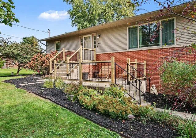 Photo 4 of Single family home for sale at 401 E 75 North, Valparaiso, IN 46383 | MLS# 846857 | Listing updated on 2026-10-22