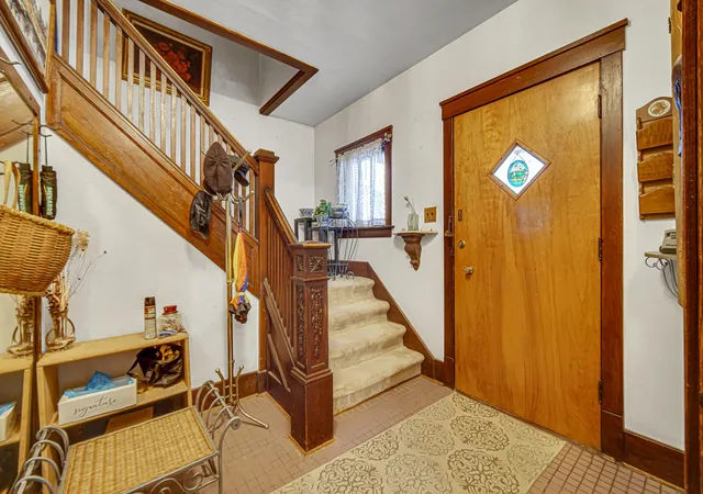 Photo 3 of Single family home for sale at 834 Drackert St, Hammond, IN 46320 | MLS# 846850 | Listing updated on 2026-10-29