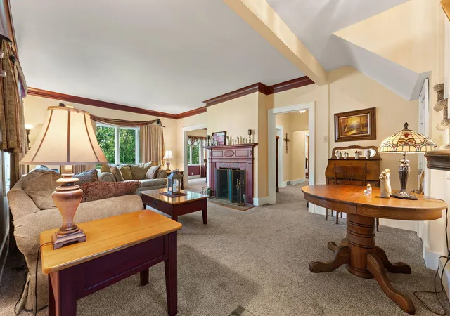 Photo 3 of Single family home for sale at 421 W Joliet St, Crown Point, IN 46307 | MLS# 847245 | Listing updated on 2026-10-23