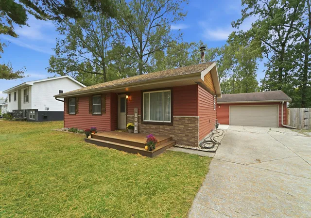 Photo 1 of Sale Pending at 10352 N 493 East, De Motte, IN 46310 | MLS# 846934 | Listing updated on 2026-10-21